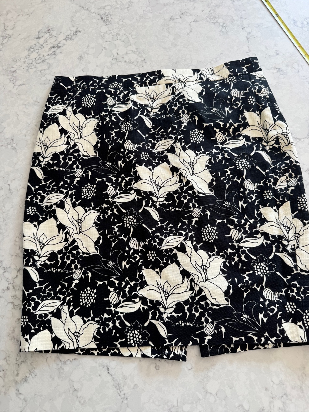 JCrew Black & White Floral Pencil Skirt - Women size 12